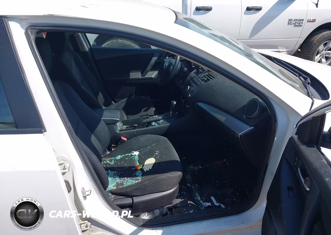 2012 Mazda Mazda3 I Sport VIN:JM1BL1UG1C1576501 - 5