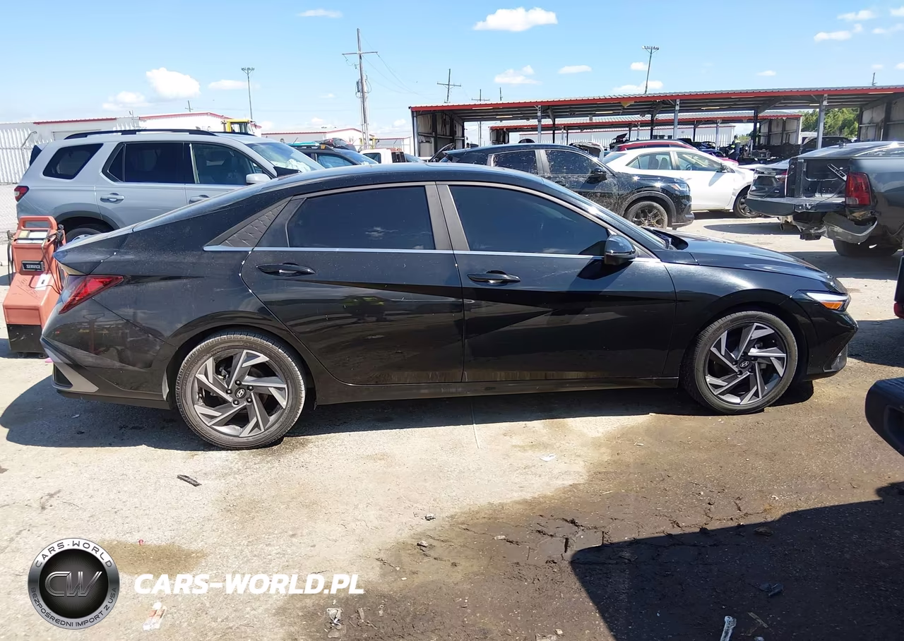 2024 Hyundai Elantra Limited VIN:KMHLP4DG2RU640154 - 13