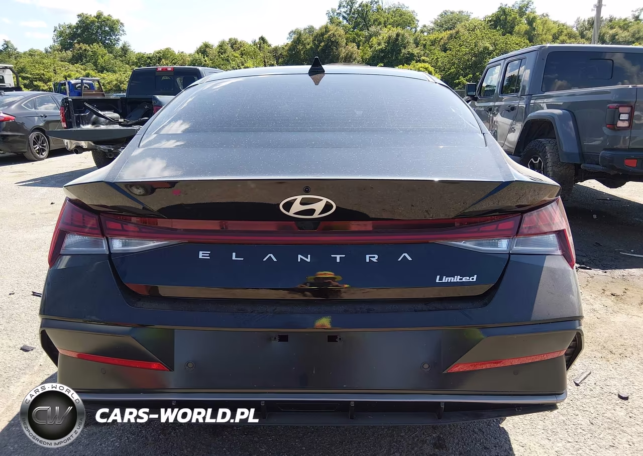 2024 Hyundai Elantra Limited VIN:KMHLP4DG2RU640154 - 16