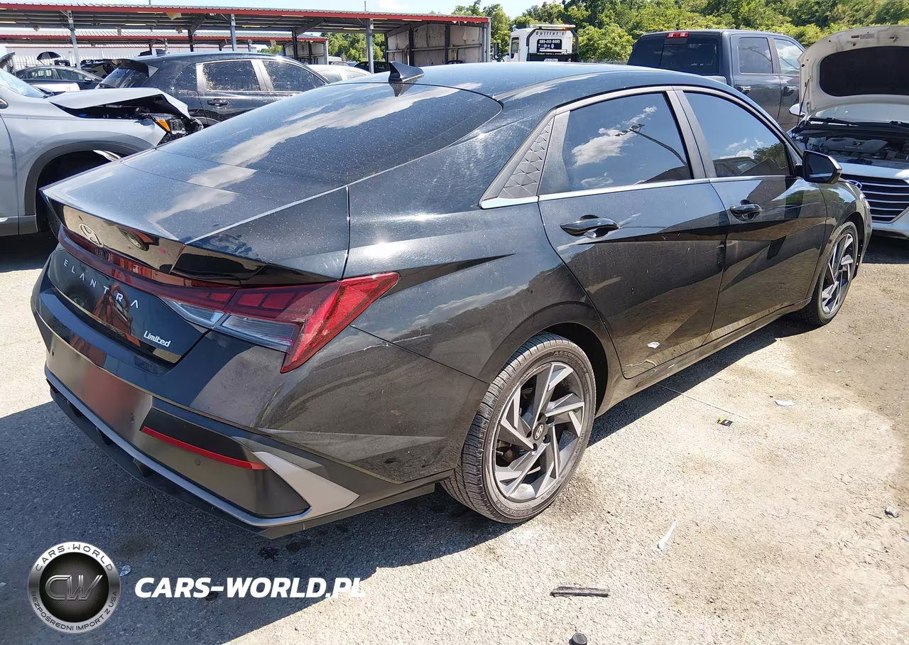 2024 Hyundai Elantra Limited VIN:KMHLP4DG2RU640154 - 4