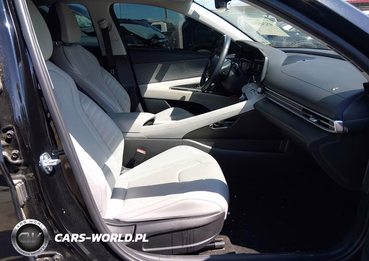 2024 Hyundai Elantra Limited VIN:KMHLP4DG2RU640154 - 5