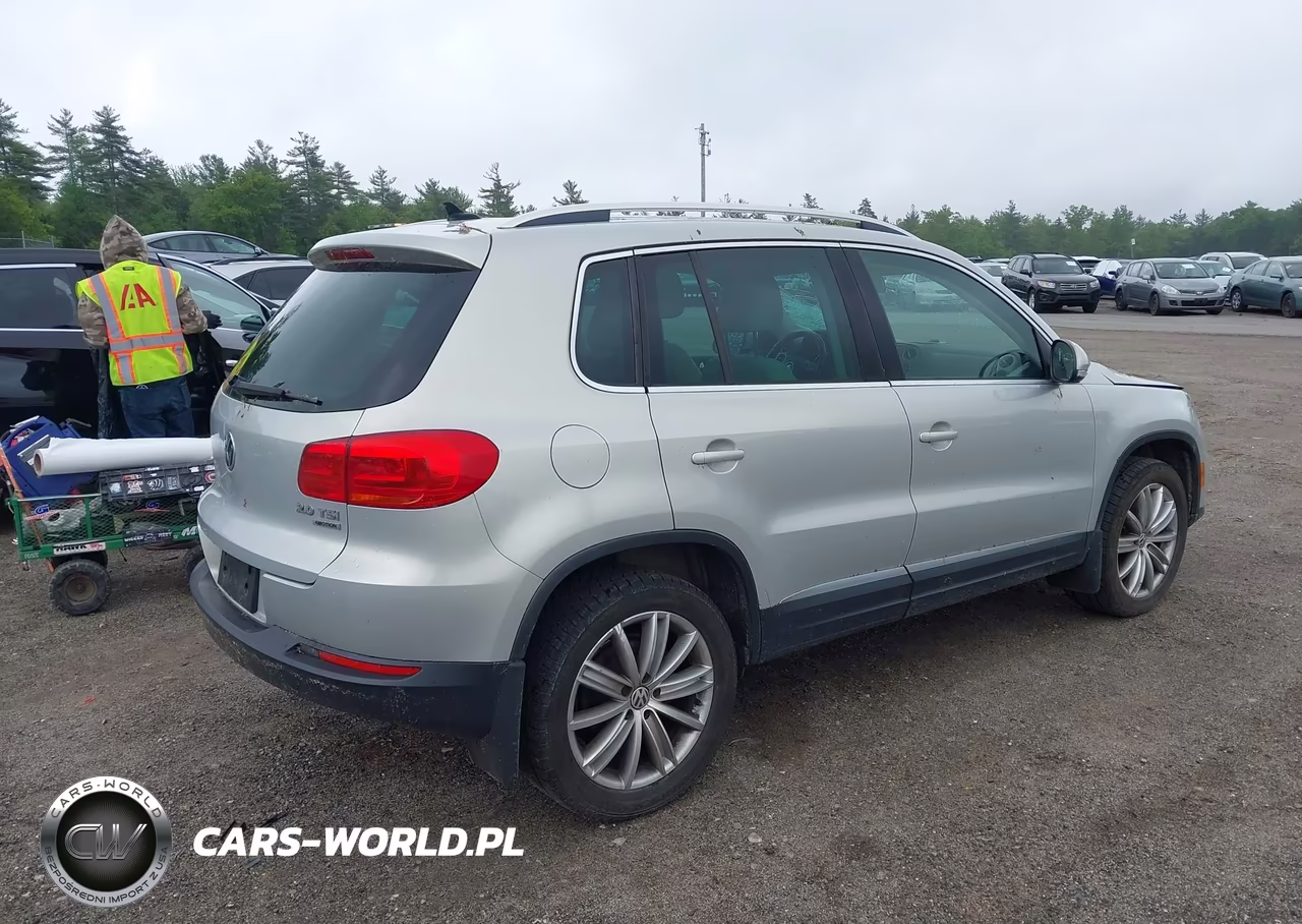 2013 Volkswagen Tiguan Se VIN:WVGBV7AX7DW540104 - 4