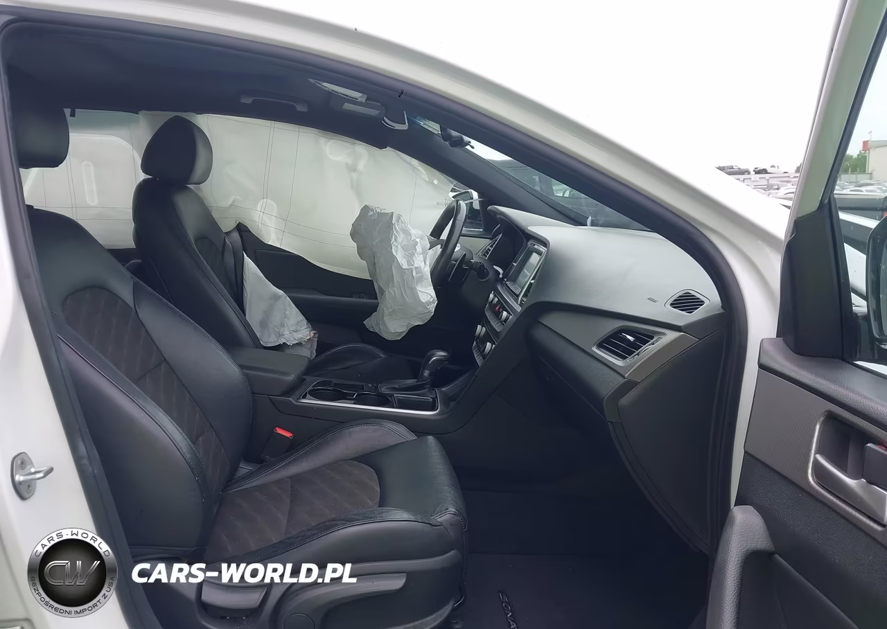 2018 Hyundai Sonata Sport+ VIN:5NPE34AF0JH721060 - 5