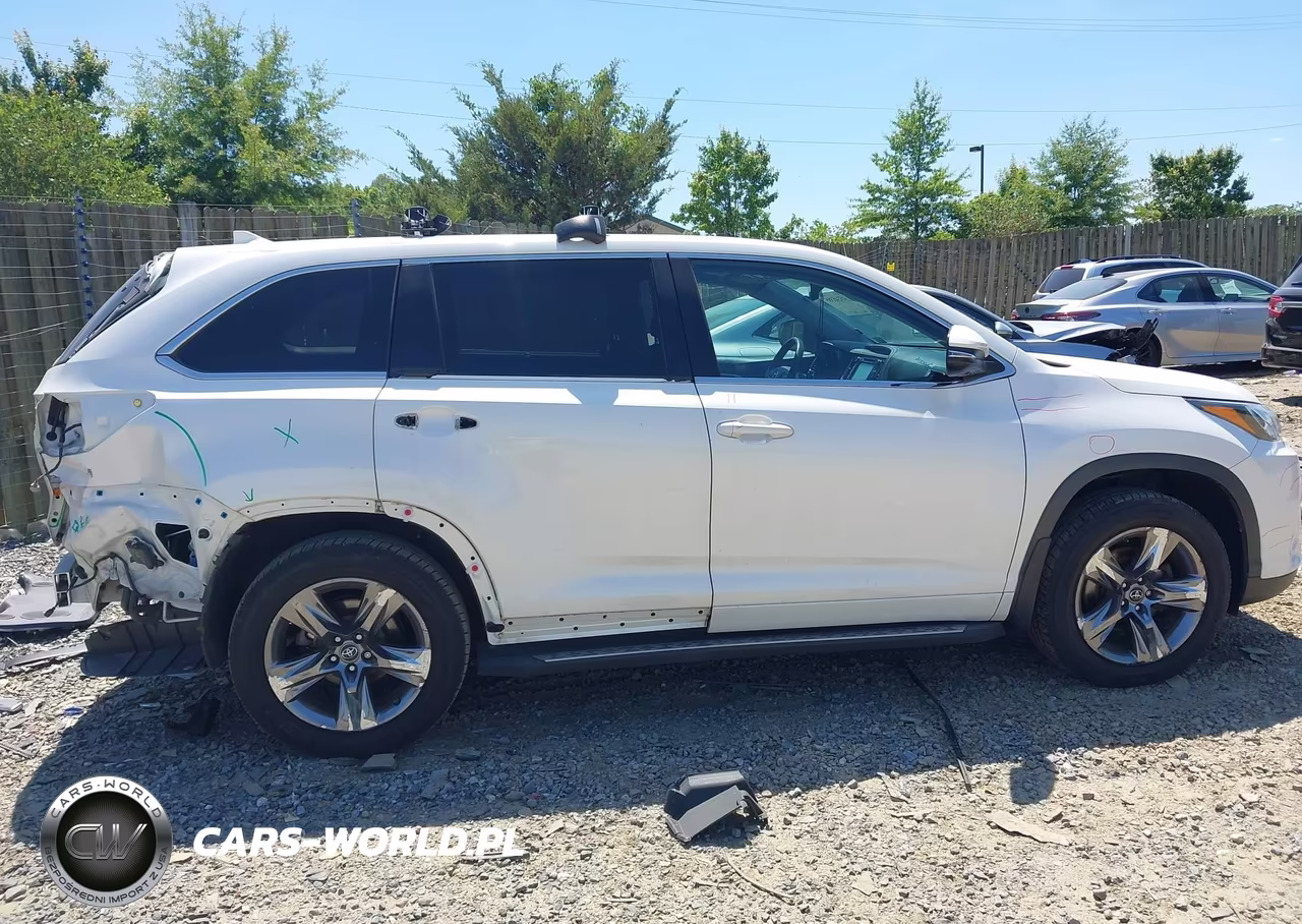 2019 Toyota Highlander Limited Platinum VIN:5TDDZRFH1KS958816 - 14