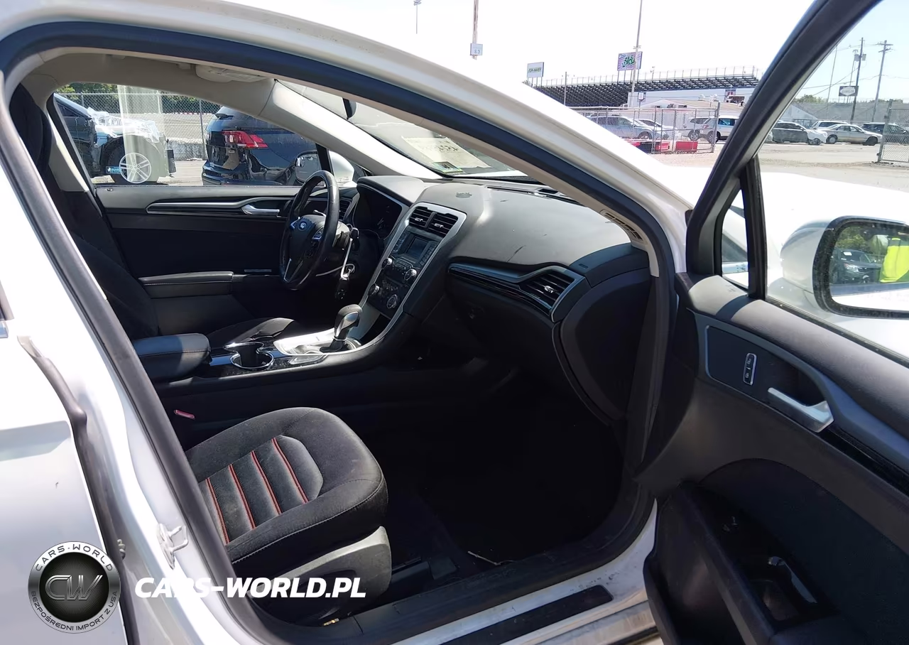 2014 Ford Fusion Se VIN:3FA6P0H94ER188012 - 5