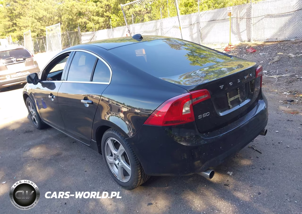 2012 Volvo S60 T5 VIN:YV1622FS5C2136586 - 3