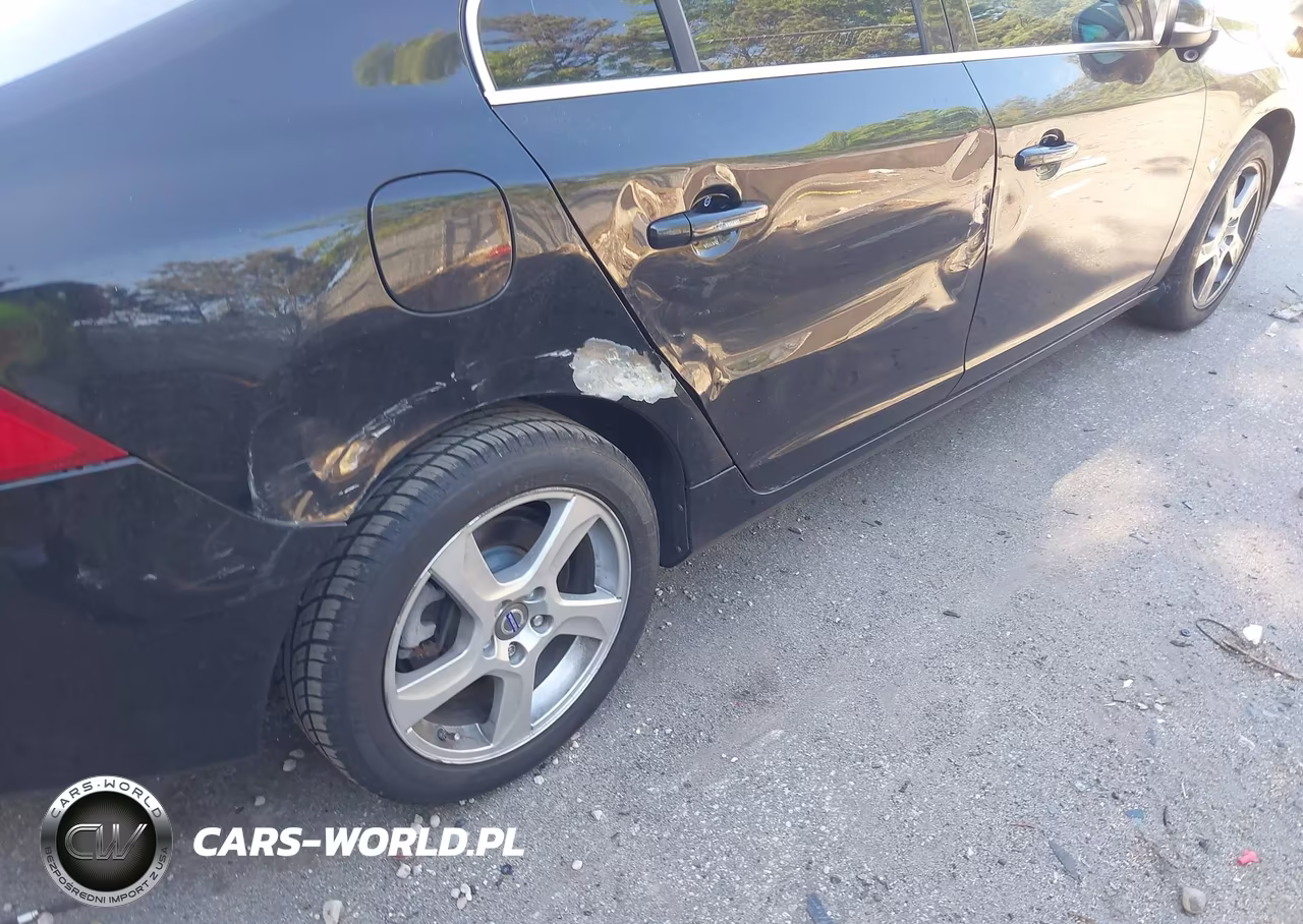 2012 Volvo S60 T5 VIN:YV1622FS5C2136586 - 6