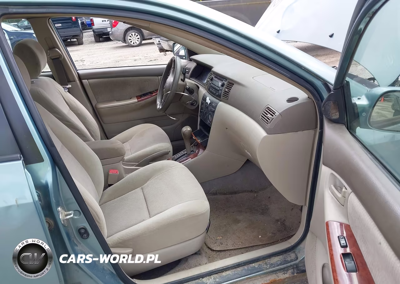2007 Toyota Corolla Le VIN:1NXBR32E47Z850303 - 5