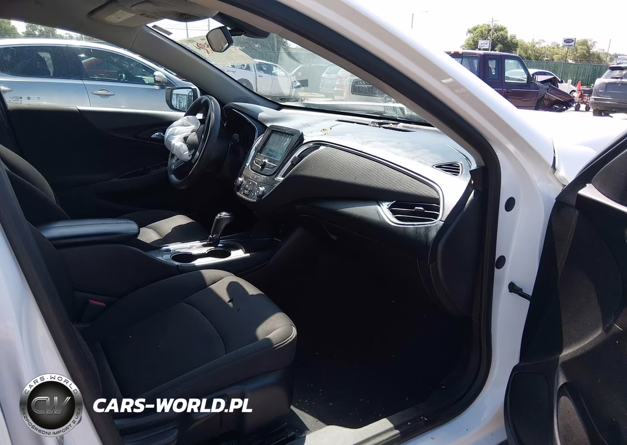 2018 Chevrolet Malibu Lt VIN:1G1ZD5ST6JF230584 - 5