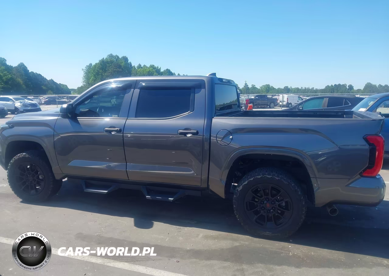2024 Toyota Tundra Sr VIN:5TFKB5DB1RX133902 - 14