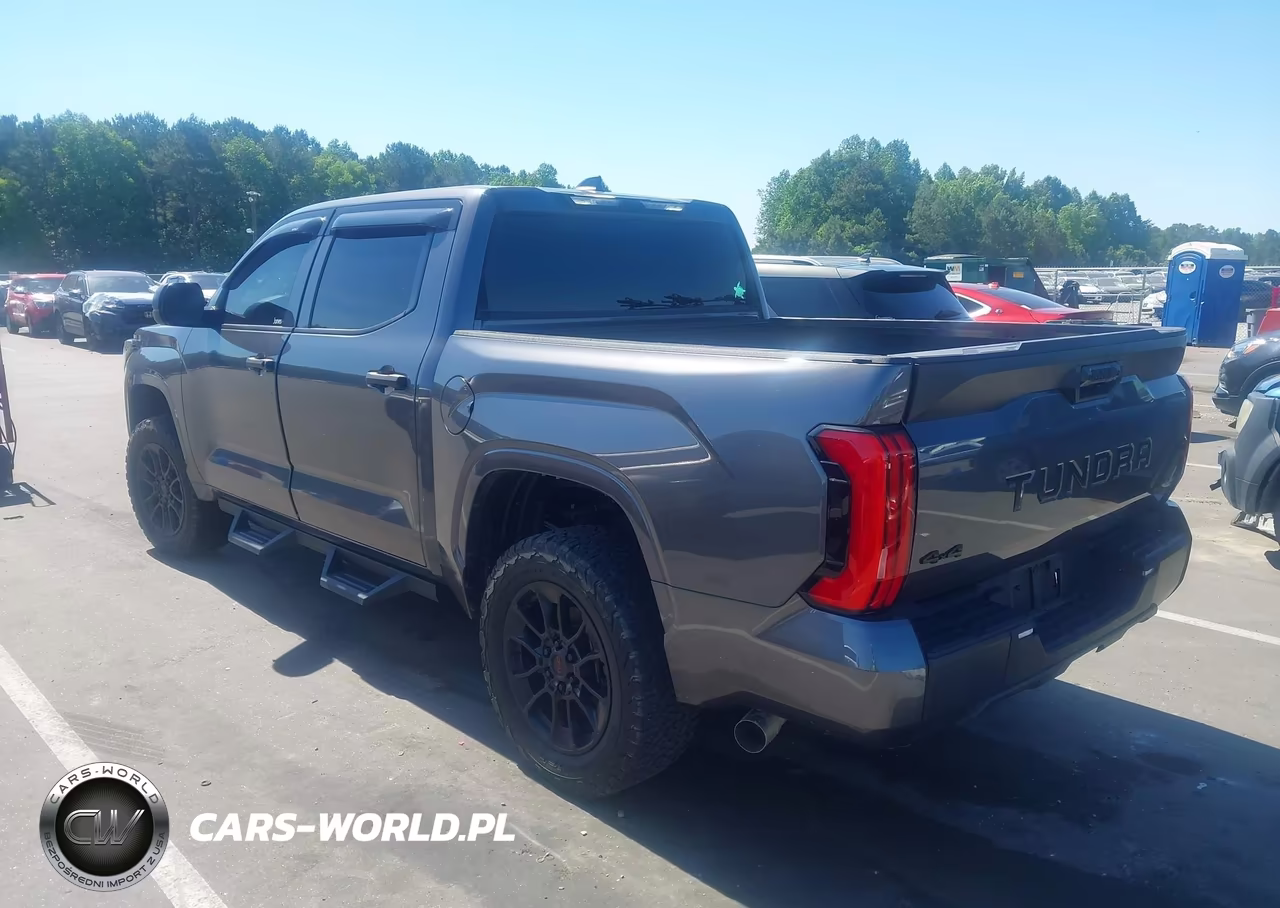 2024 Toyota Tundra Sr VIN:5TFKB5DB1RX133902 - 3