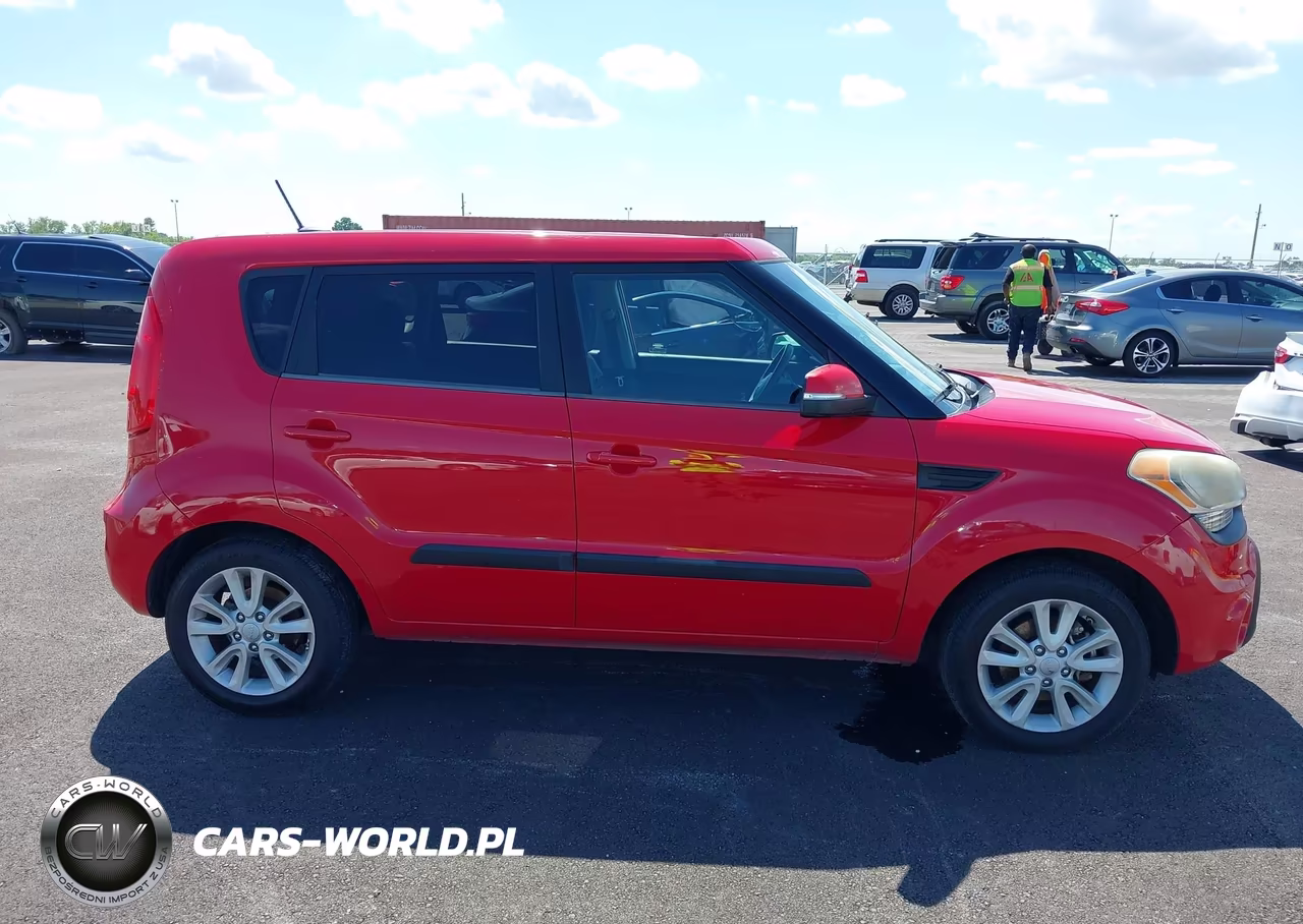 2012 Kia Soul + VIN:KNDJT2A66C7438253 - 13