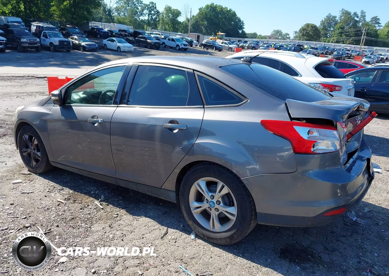 2013 Ford Focus Se VIN:1FADP3F22DL272373 - 14