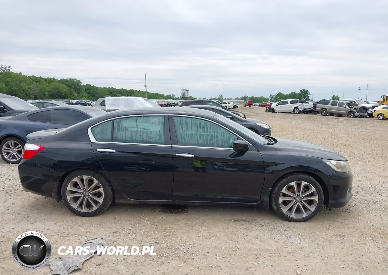 2014 Honda Accord Sport VIN:1HGCR2E50EA165665 - 13