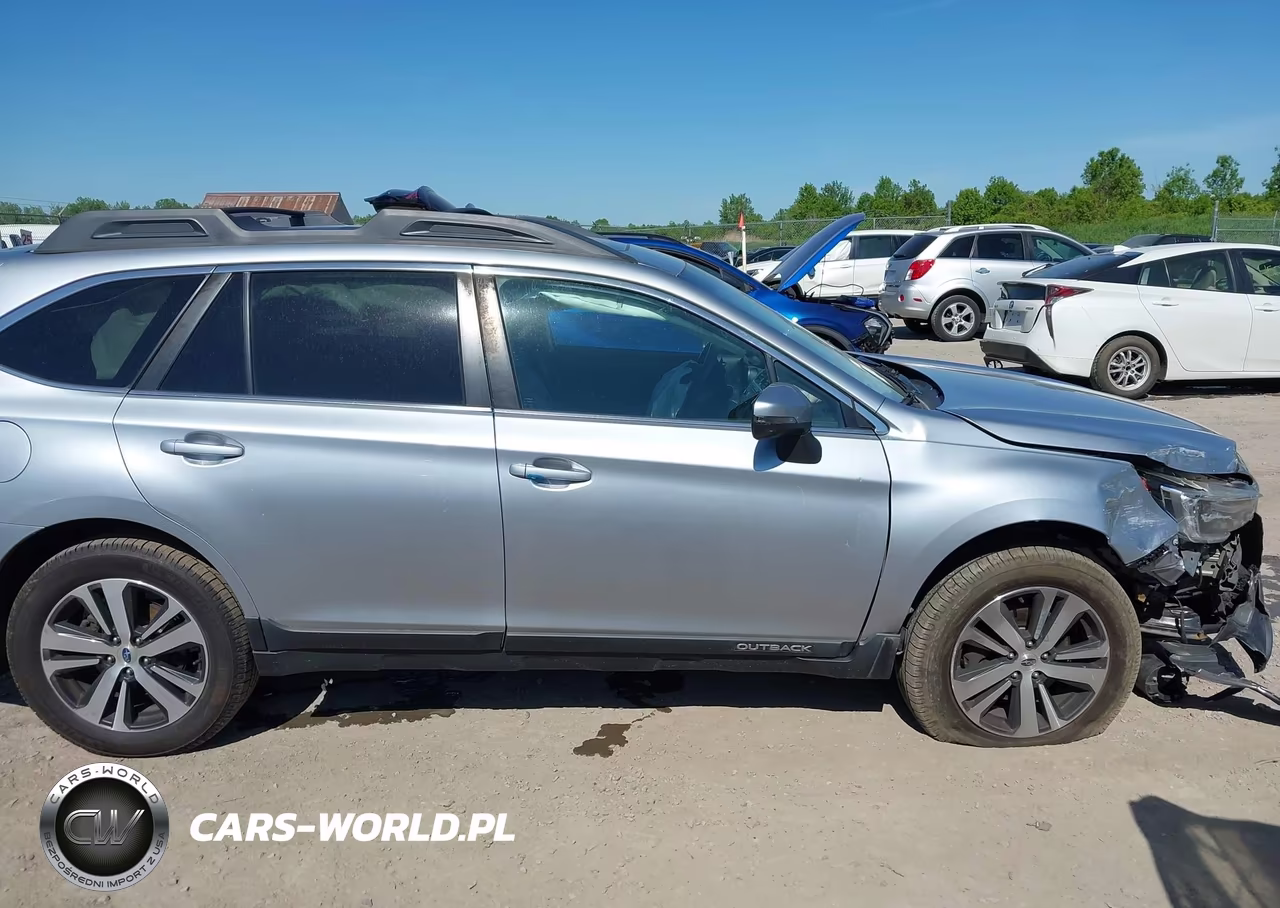 2019 Subaru Outback 3.6R Limited VIN:4S4BSENC9K3328579 - 14
