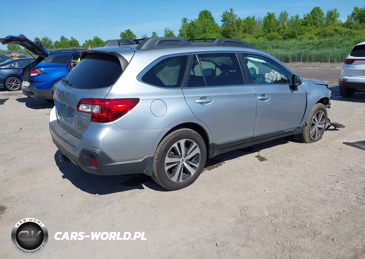 2019 Subaru Outback 3.6R Limited VIN:4S4BSENC9K3328579 - 4