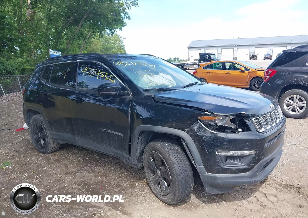 2018 Jeep Compass Latitude 4X4 – zdjęcie 1 z 16