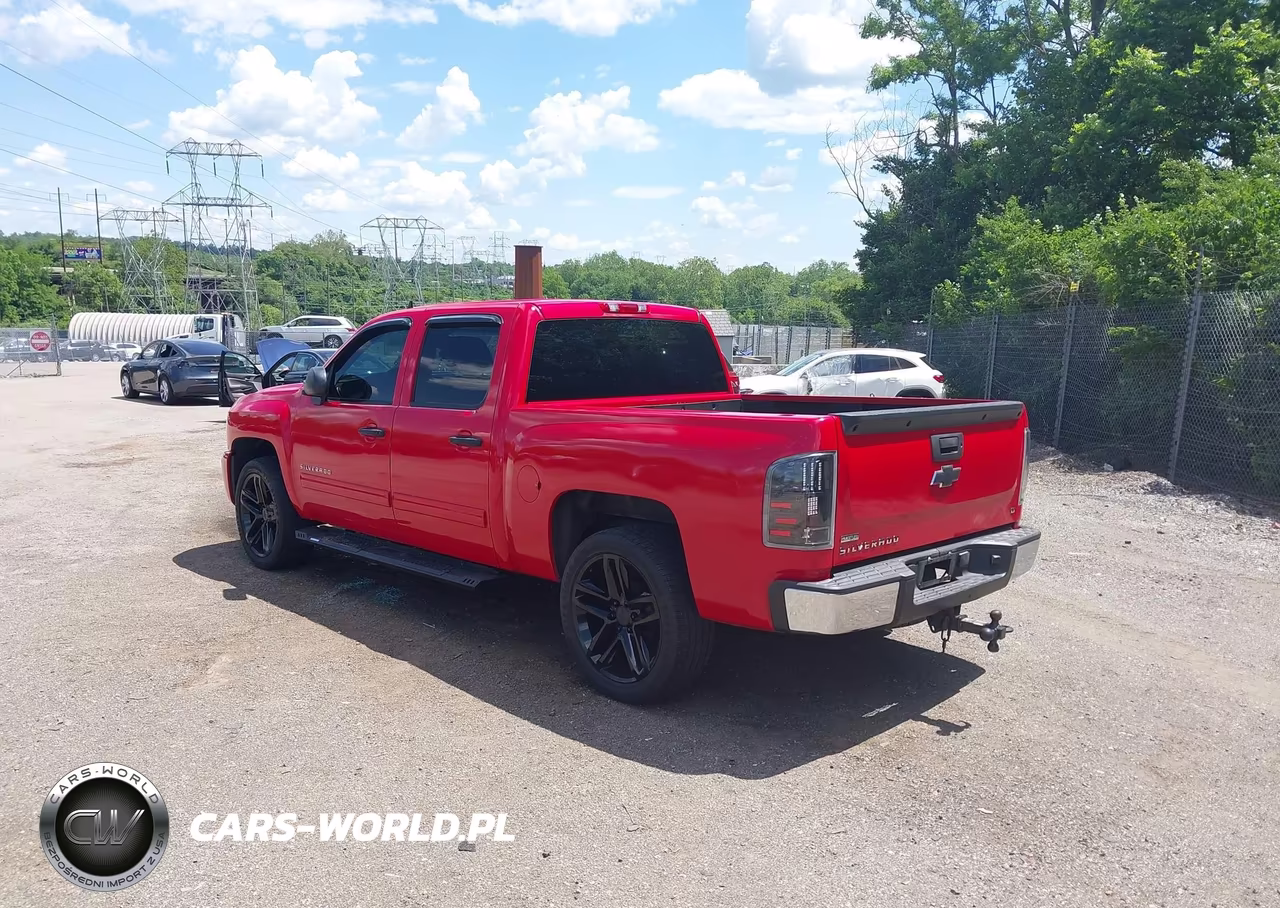 2011 Chevrolet Silverado 1500 Lt VIN:1GCPKSE35BF136003 - 3