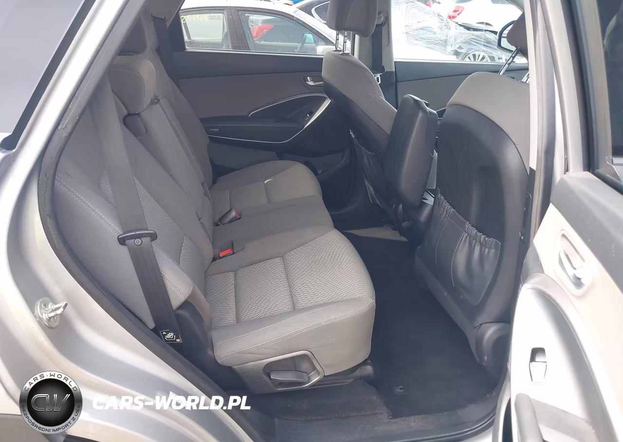 2017 Hyundai Santa Fe Se VIN:KM8SMDHF5HU255448 - 8