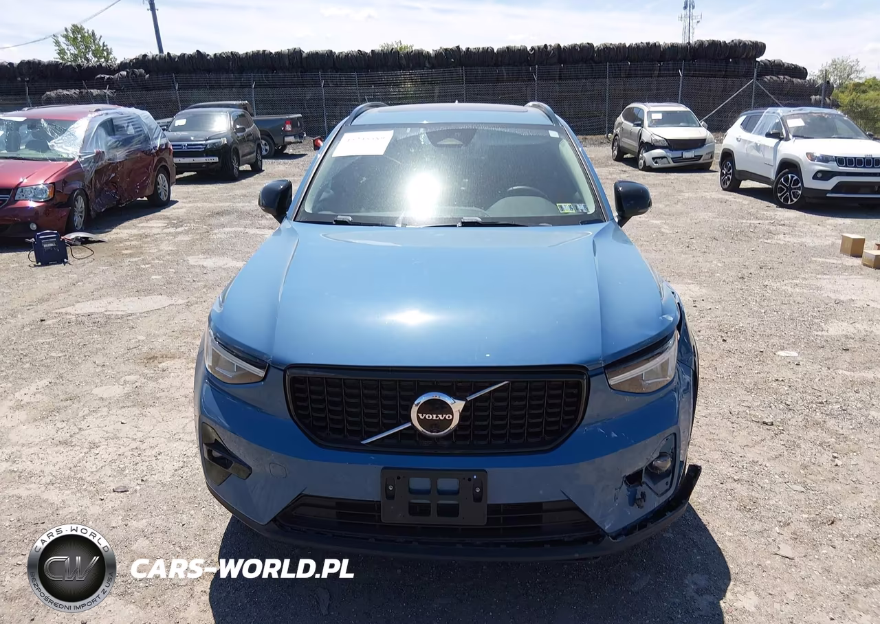2023 Volvo Xc40 B5 Plus Dark Theme VIN:YV4L12UW6P2989907 - 12
