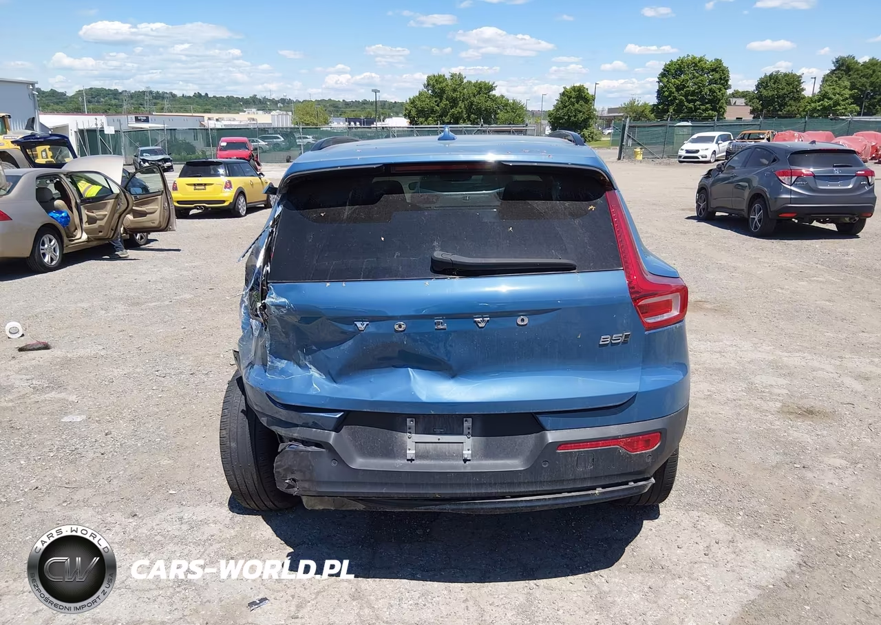 2023 Volvo Xc40 B5 Plus Dark Theme VIN:YV4L12UW6P2989907 - 16