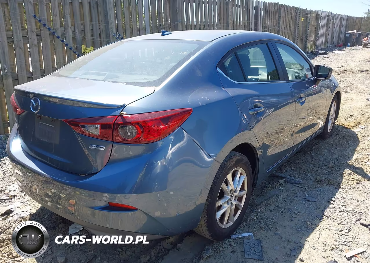 2015 Mazda Mazda3 I Touring VIN:3MZBM1V72FM152583 - 4