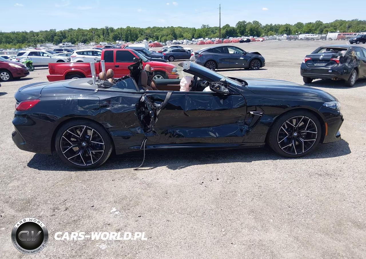 2020 BMW M8 VIN:WBSDZ0C05LCD42125 - 14