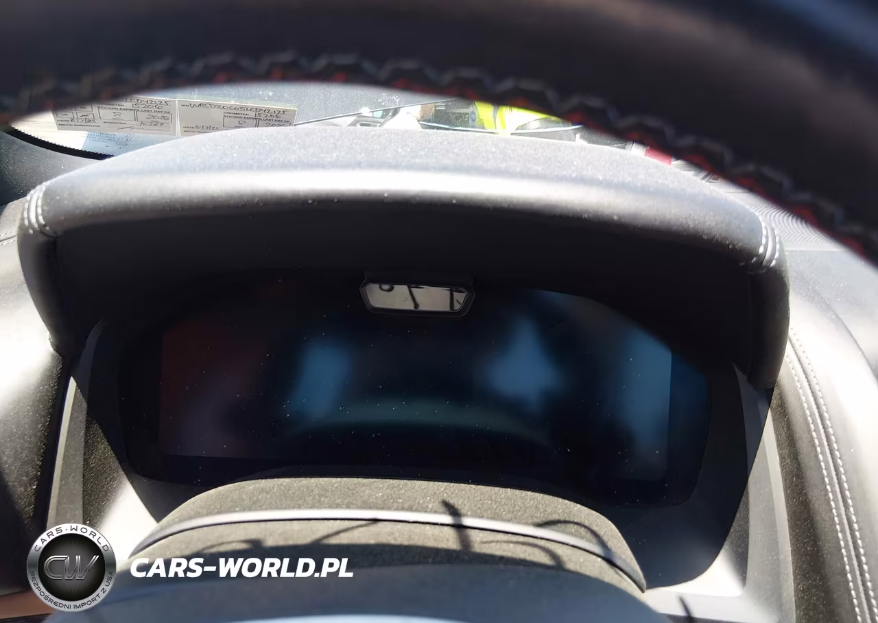 2020 BMW M8 VIN:WBSDZ0C05LCD42125 - 16