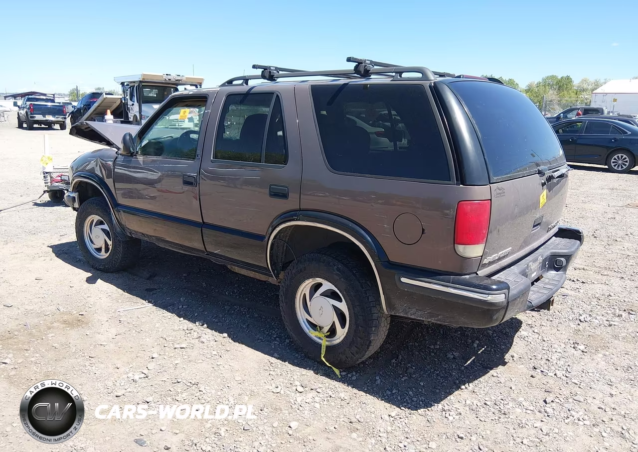 1998 Chevrolet Blazer Ls VIN:1GNDT13W0W2259977 - 3