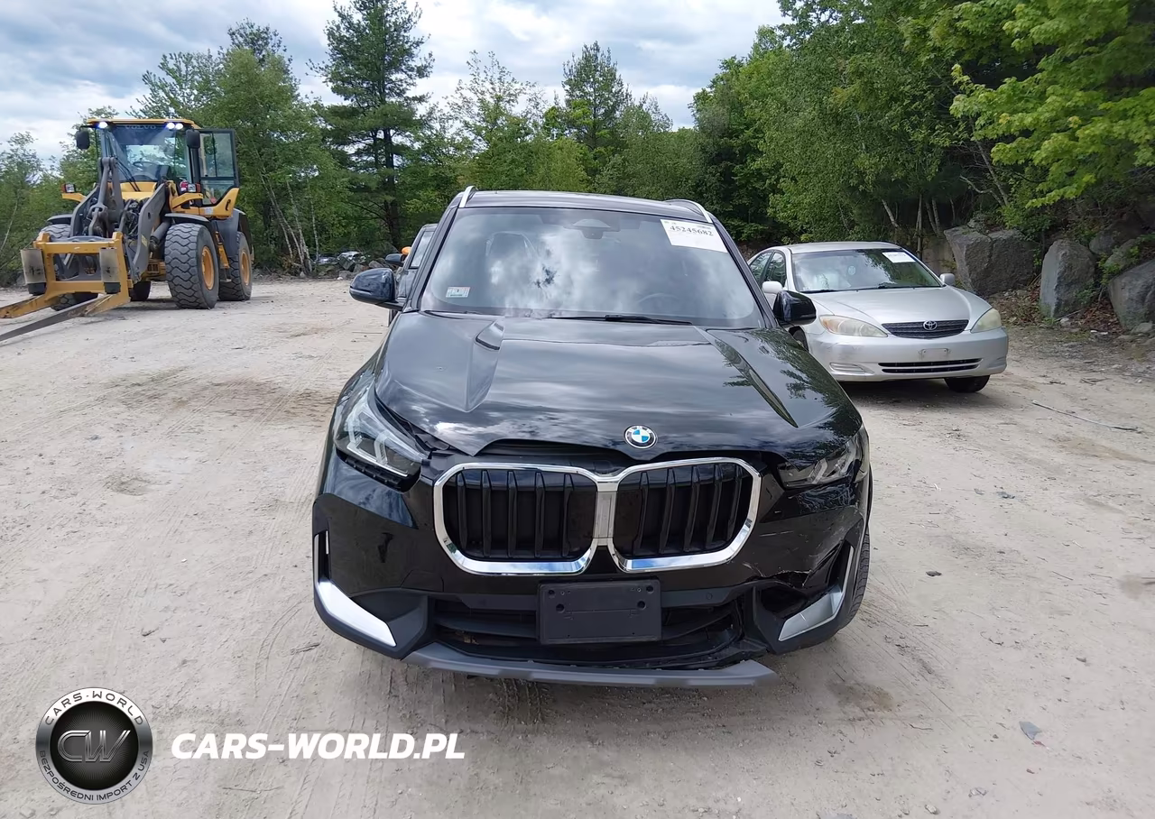 2023 BMW X1 xDrive28I VIN:WBX73EF01P5W47548 - 12