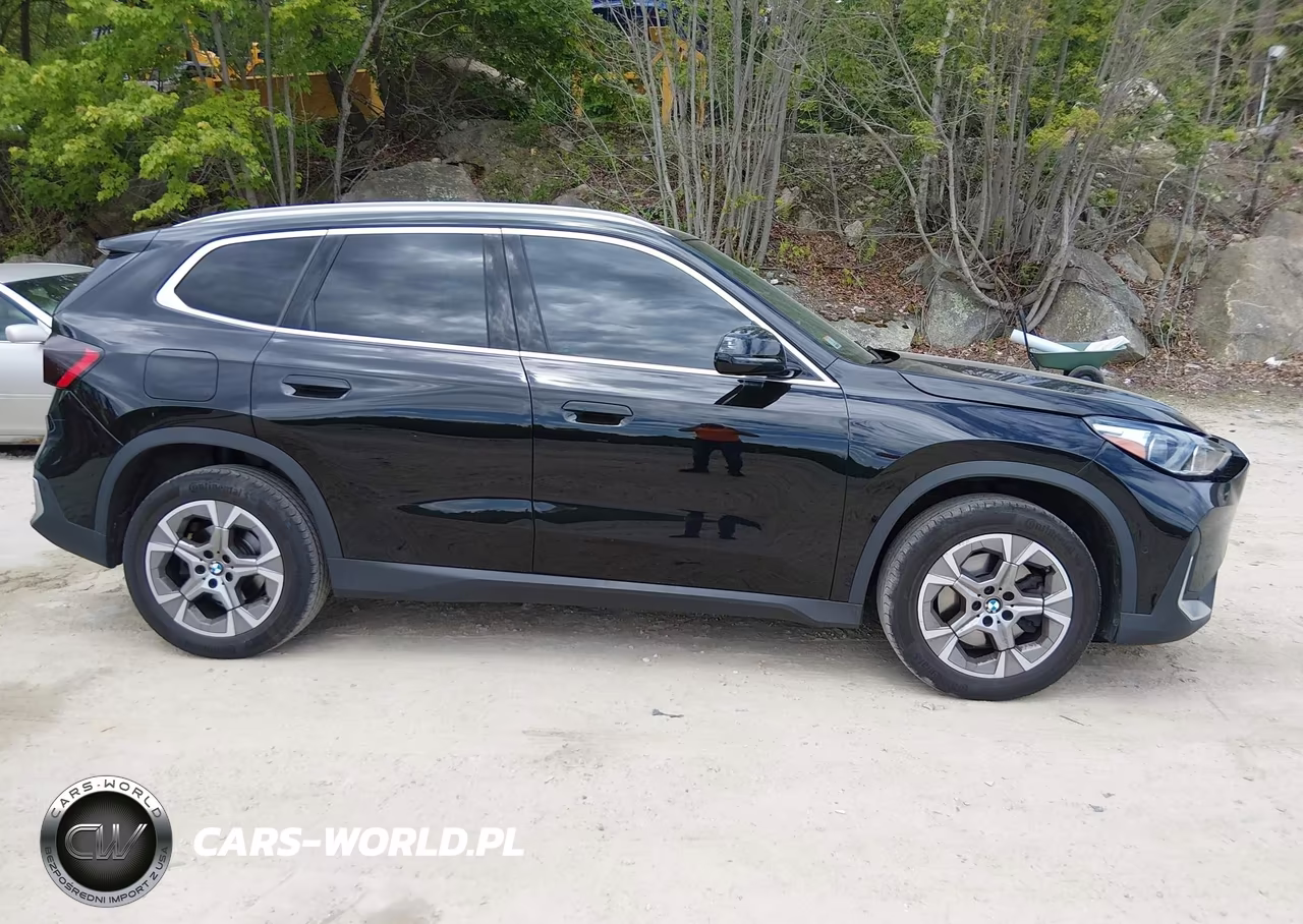 2023 BMW X1 xDrive28I VIN:WBX73EF01P5W47548 - 13