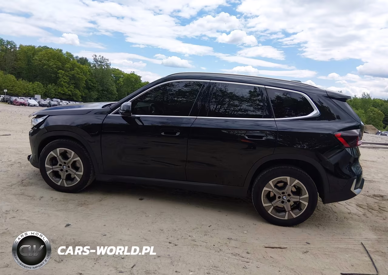 2023 BMW X1 xDrive28I VIN:WBX73EF01P5W47548 - 14