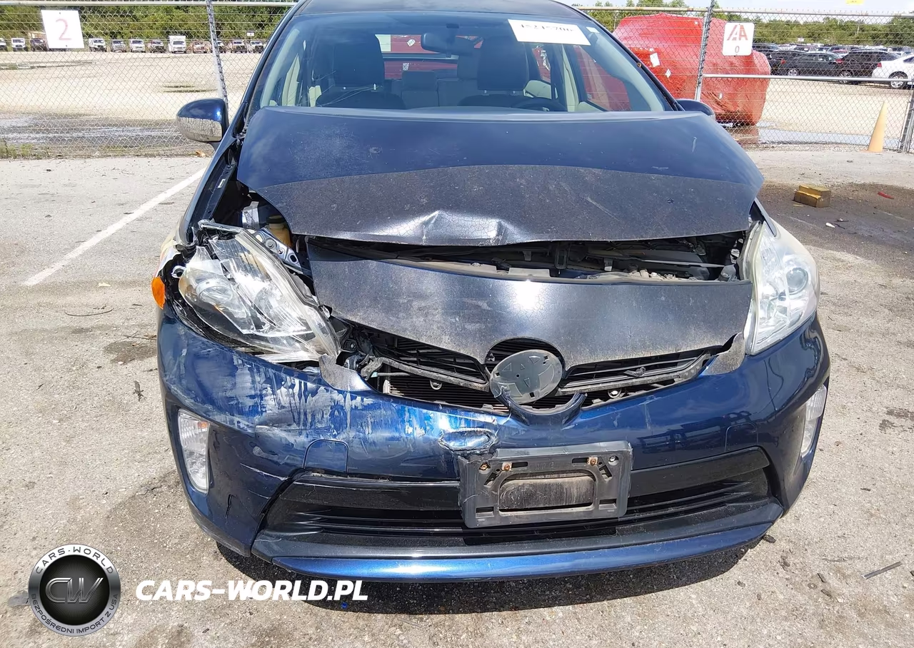 2012 Toyota Prius Three VIN:JTDKN3DU8C1547444 - 6
