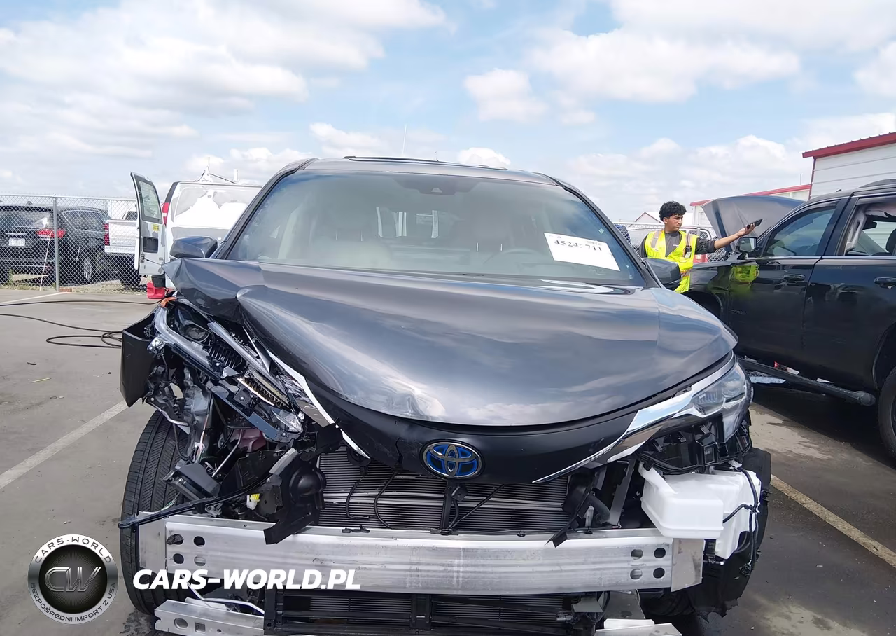 2025 Toyota Sienna Platinum VIN:5TDERKEC5SS239313 - 13