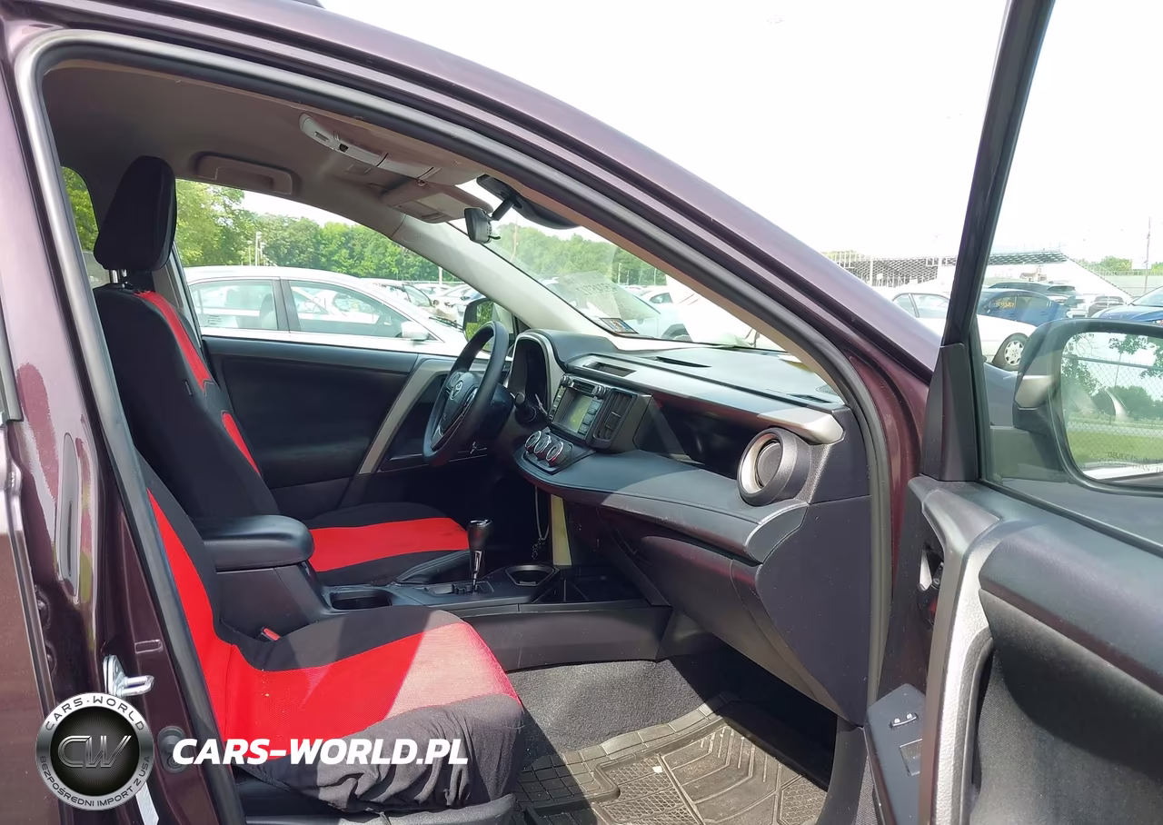 2018 Toyota Rav4 Le VIN:2T3BFREV8JW802762 - 5