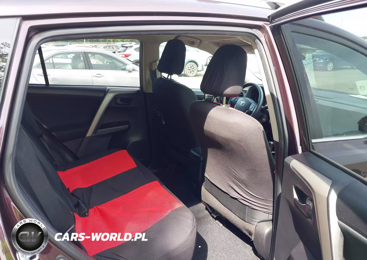 2018 Toyota Rav4 Le VIN:2T3BFREV8JW802762 - 8