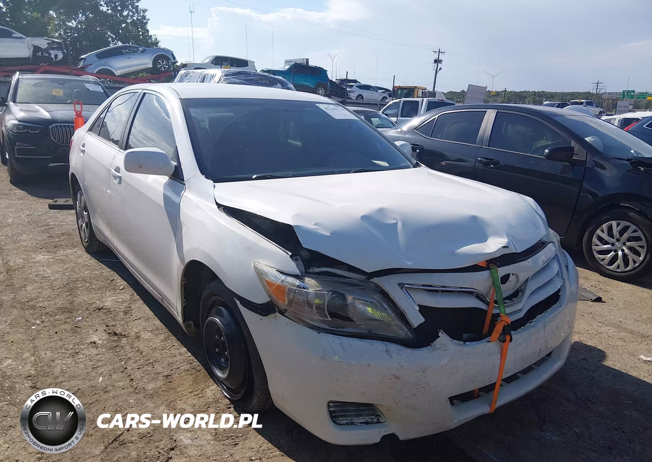 2010 Toyota Camry – zdjęcie 1 z 16