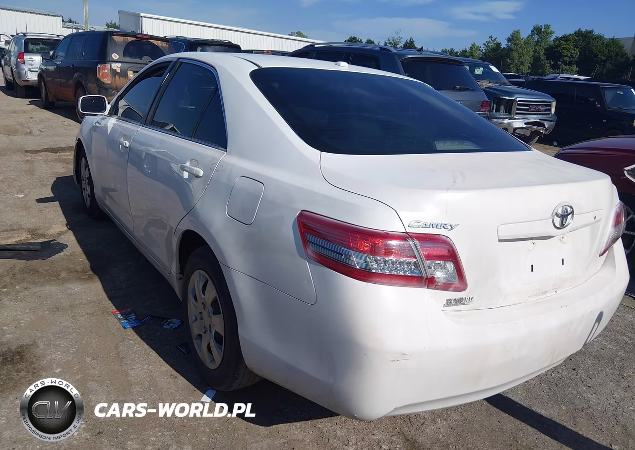 2010 Toyota Camry VIN:4T1BF3EK3AU527958 - 3