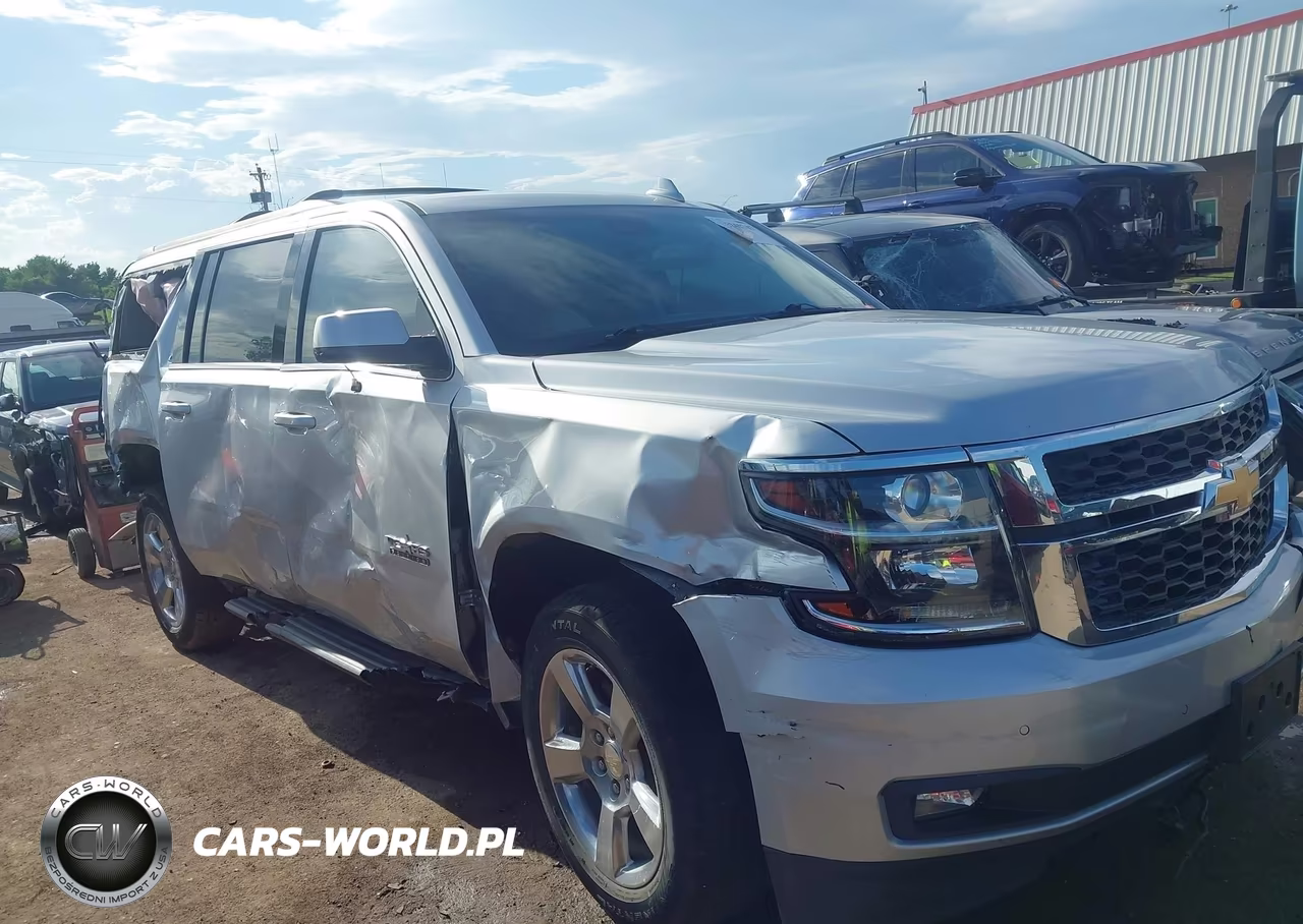 2019 Chevrolet Suburban Lt VIN:1GNSCHKC7KR105307 - 13