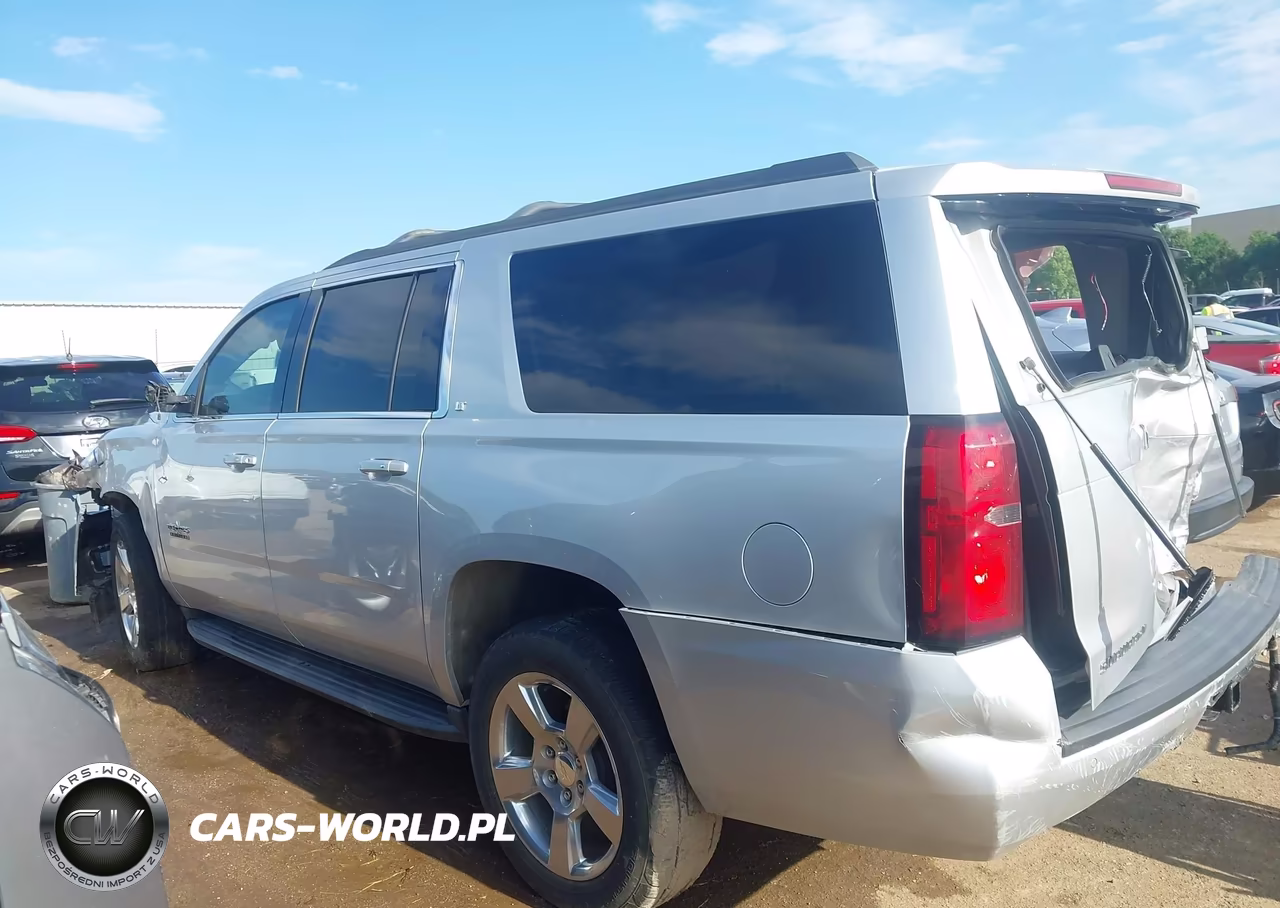 2019 Chevrolet Suburban Lt VIN:1GNSCHKC7KR105307 - 14