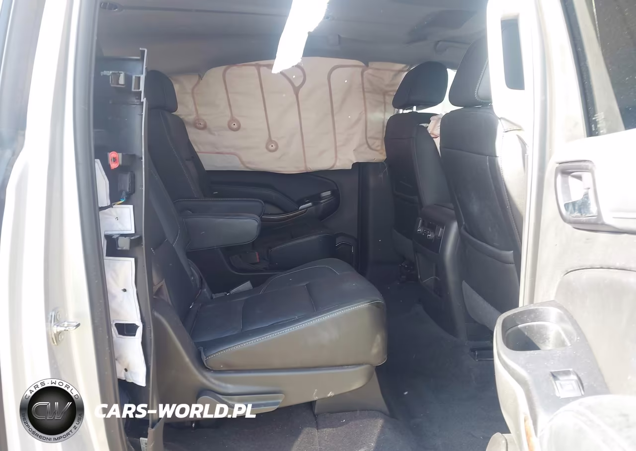 2019 Chevrolet Suburban Lt VIN:1GNSCHKC7KR105307 - 8