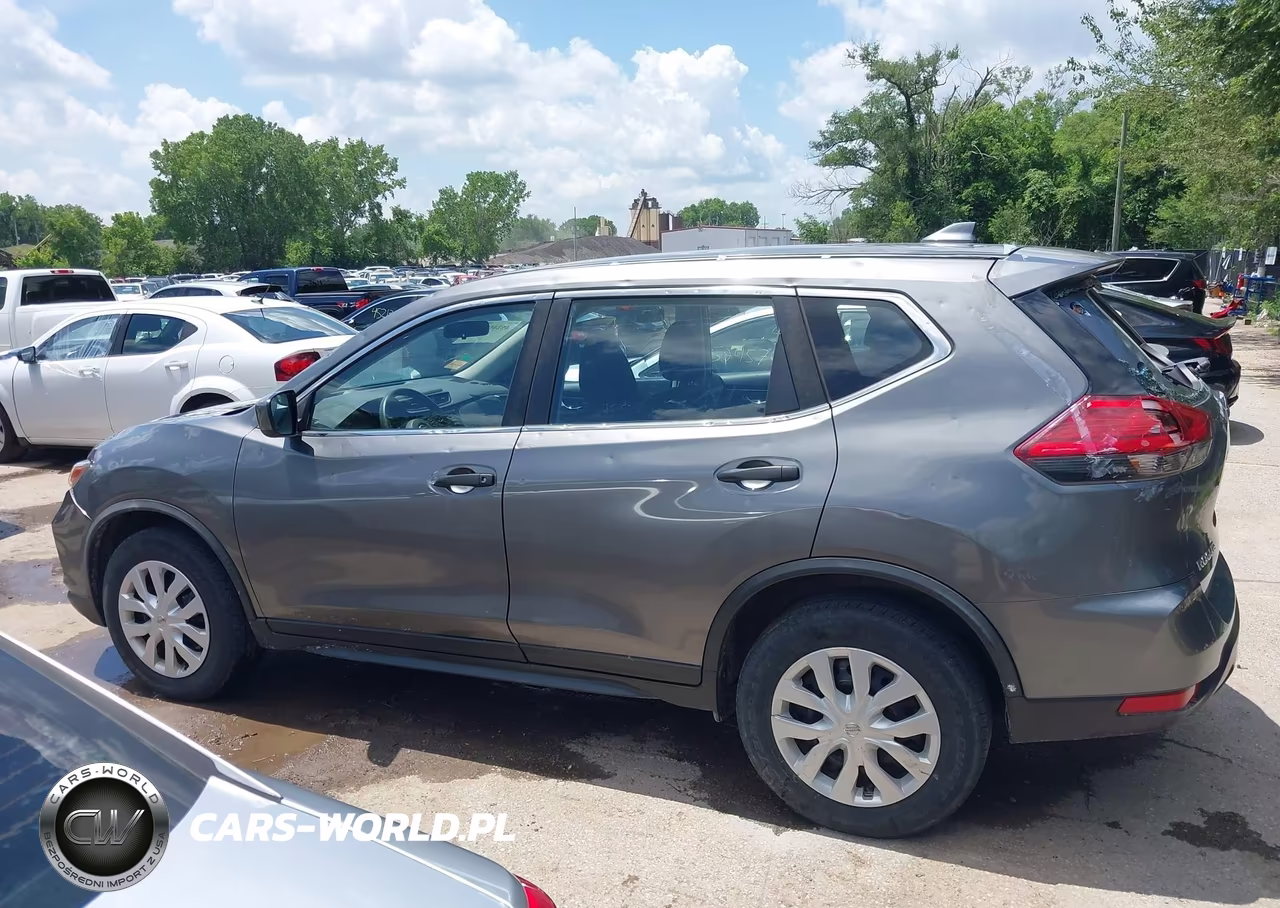 2017 Nissan Rogue S VIN:JN8AT2MV5HW262803 - 14