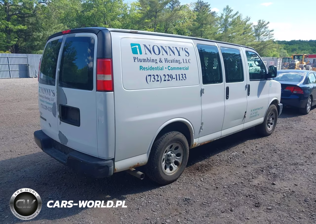 2009 Chevrolet Express 1500 Work Van VIN:1GCFG15X191101864 - 4