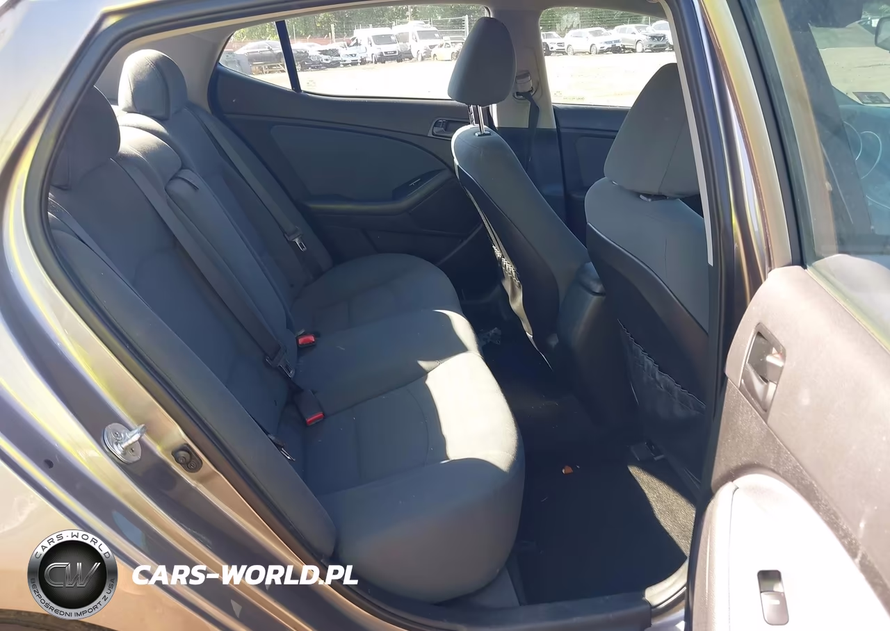 2015 Kia Optima Lx VIN:5XXGM4A78FG506012 - 8