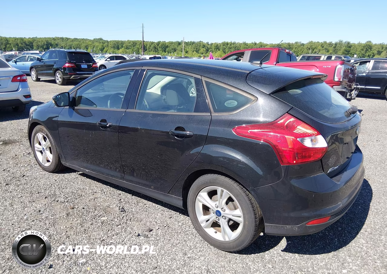 2013 Ford Focus Se VIN:1FADP3K2XDL231964 - 3