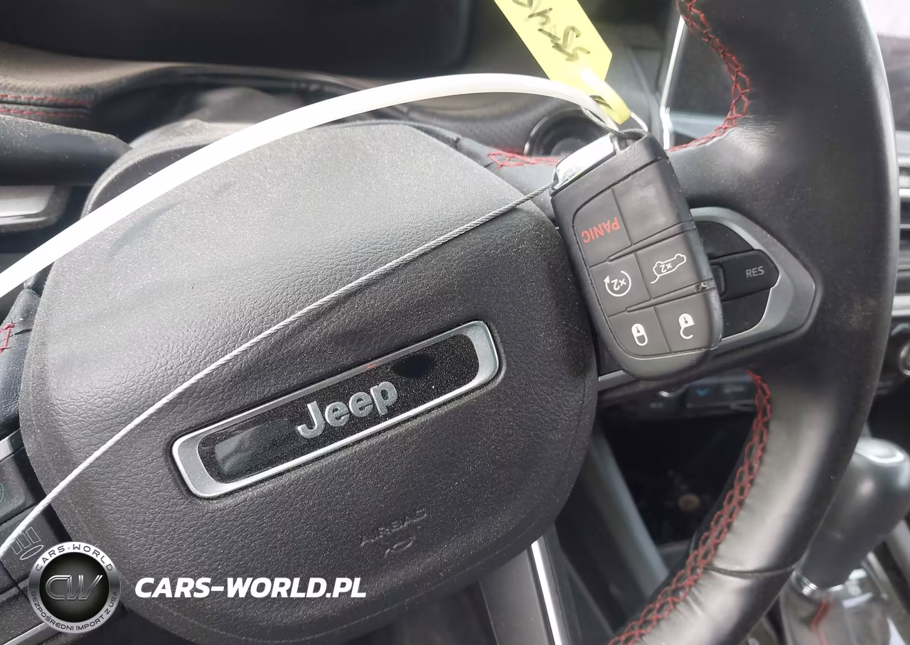 2022 Jeep Compass Trailhawk 4X4 VIN:3C4NJDDB8NT111735 - 11