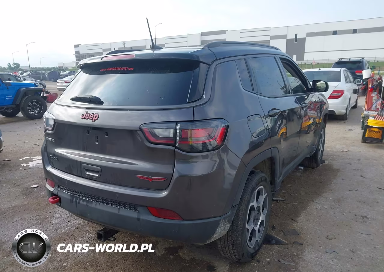2022 Jeep Compass Trailhawk 4X4 VIN:3C4NJDDB8NT111735 - 4