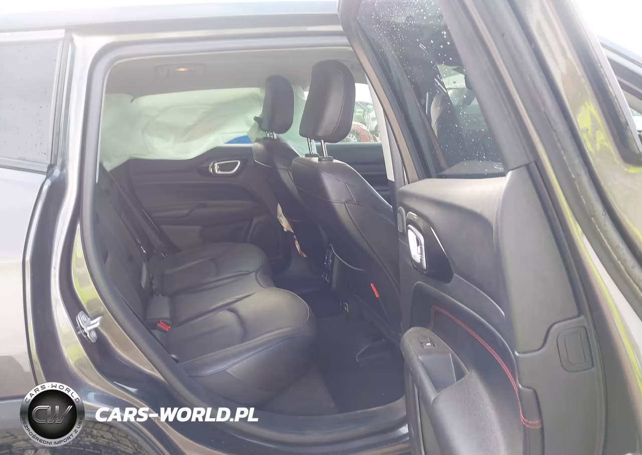 2022 Jeep Compass Trailhawk 4X4 VIN:3C4NJDDB8NT111735 - 8