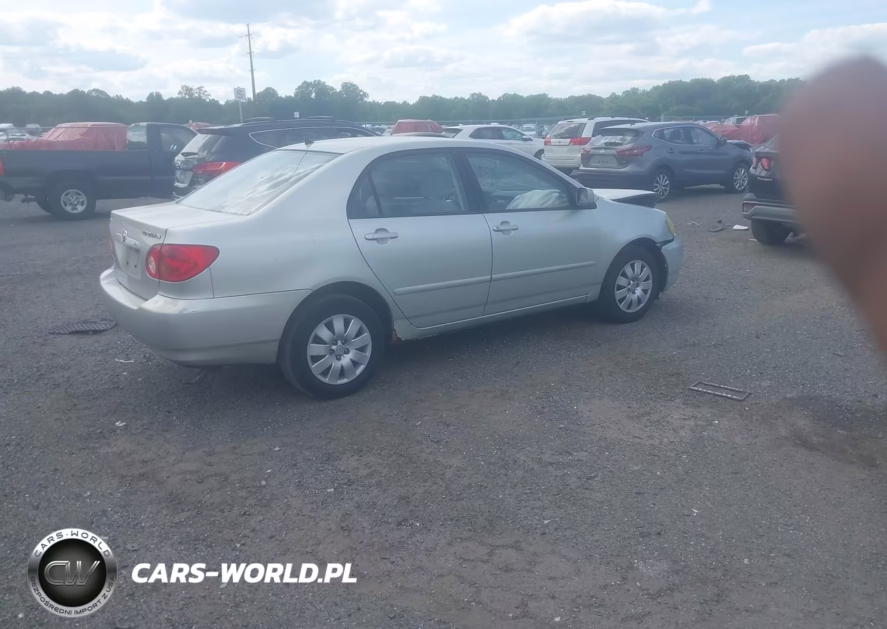 2003 Toyota Corolla Le VIN:JTDBR32E530034786 - 4