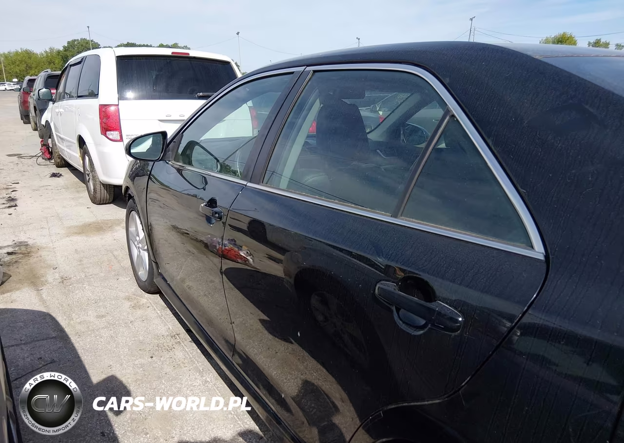 2014 Toyota Camry Se VIN:4T1BF1FK4EU436139 - 13